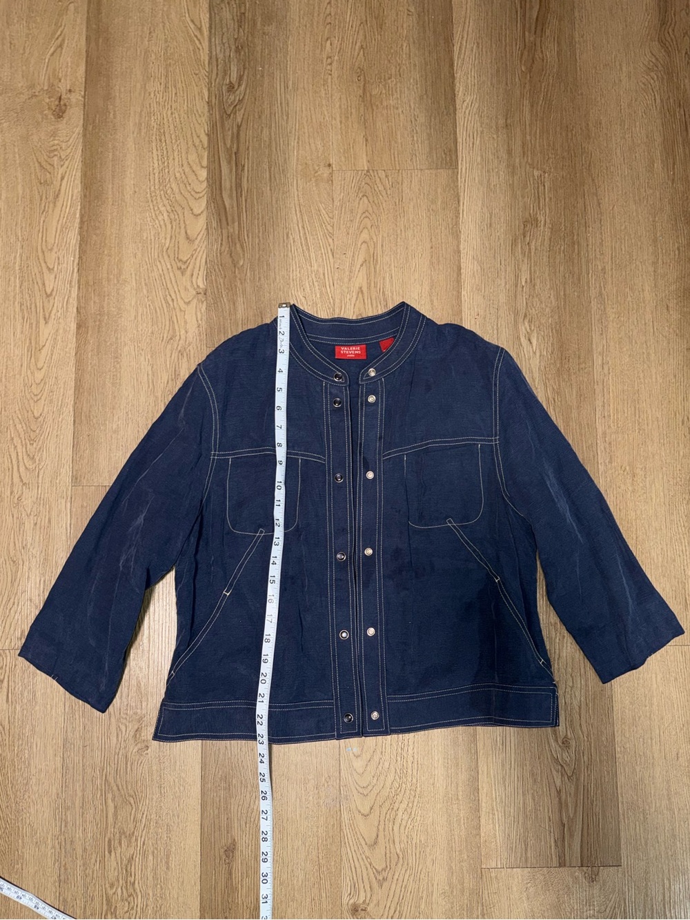 Light weight jacket - Picture 3 of 6